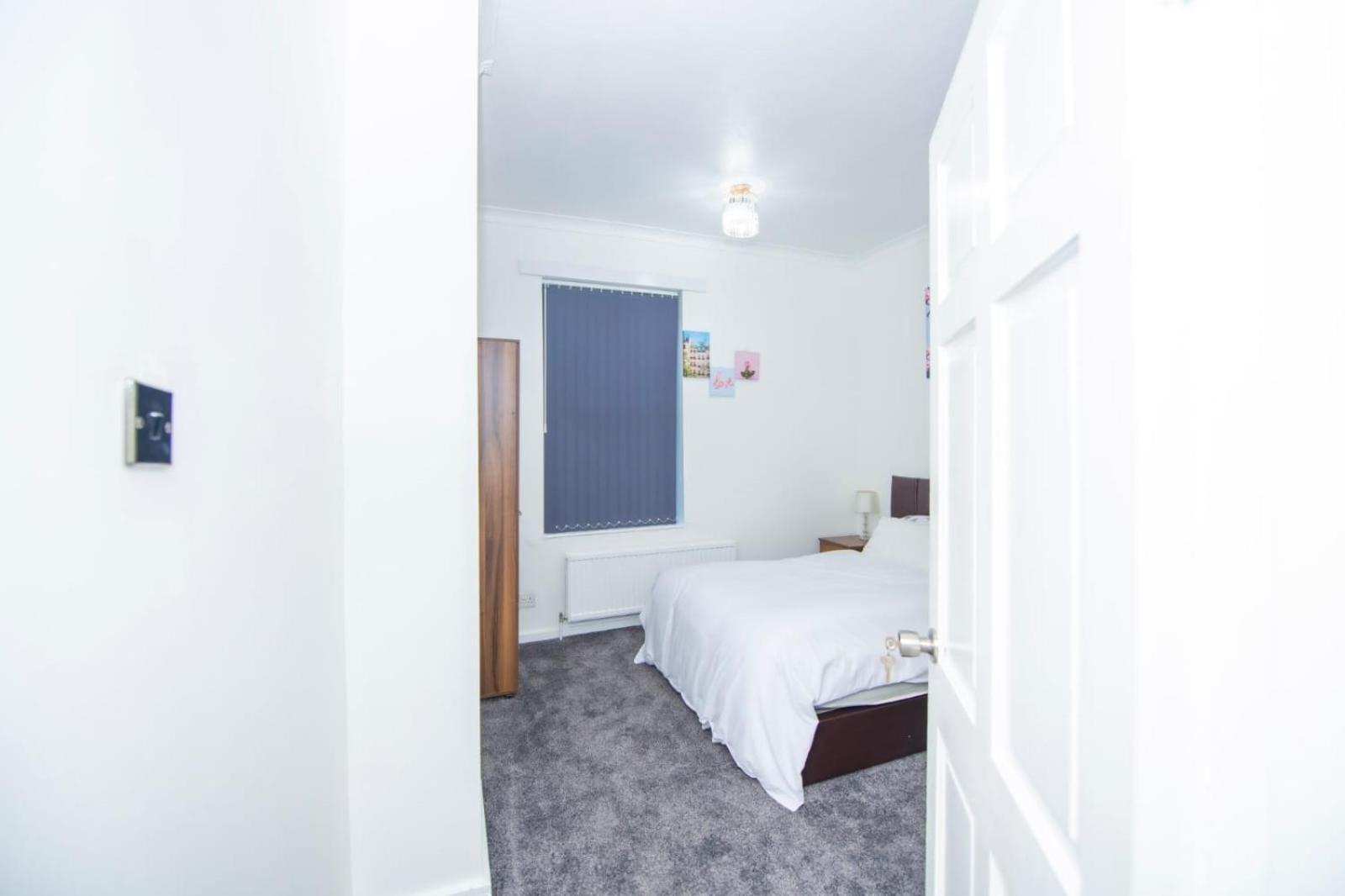 Lovely City Home + Free Parking Manchester Exterior foto
